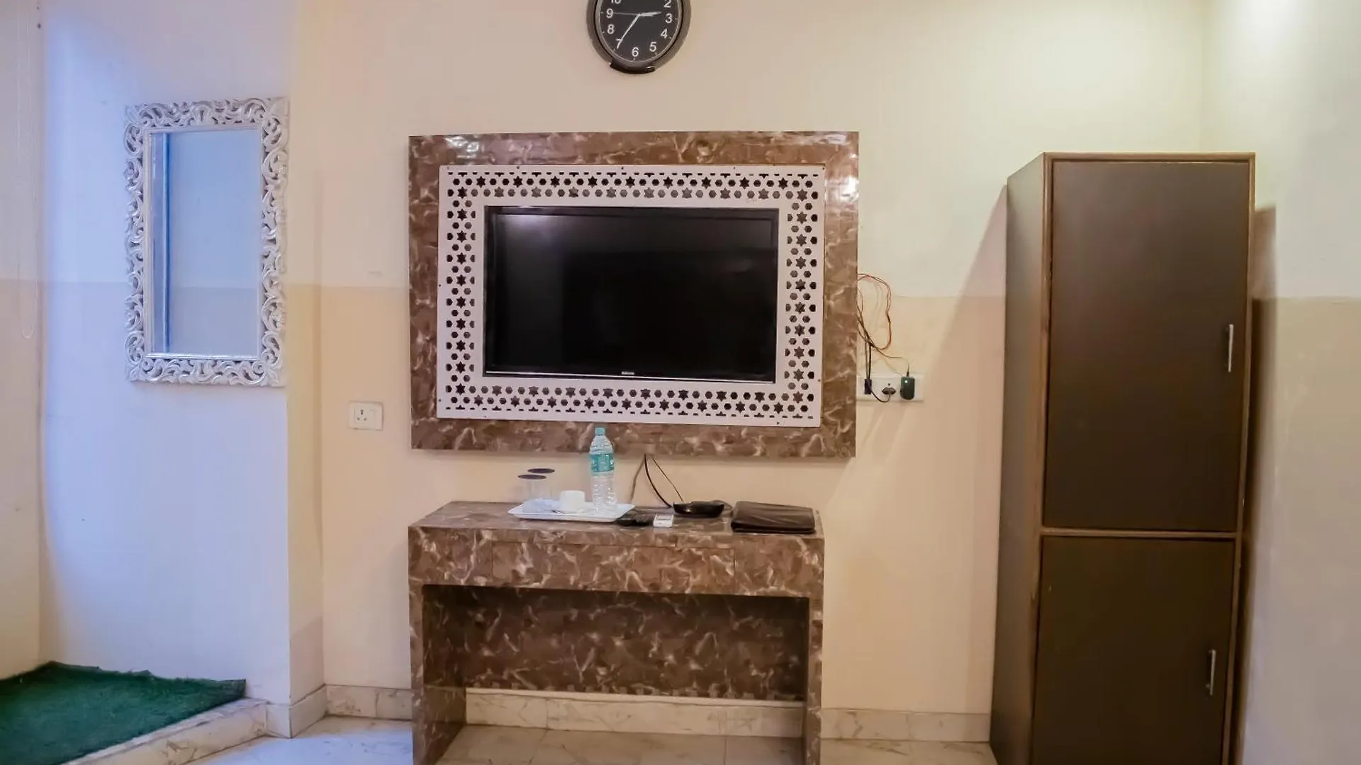 Hotel Airport City Palace Near Delhi International Airport New Delhi India