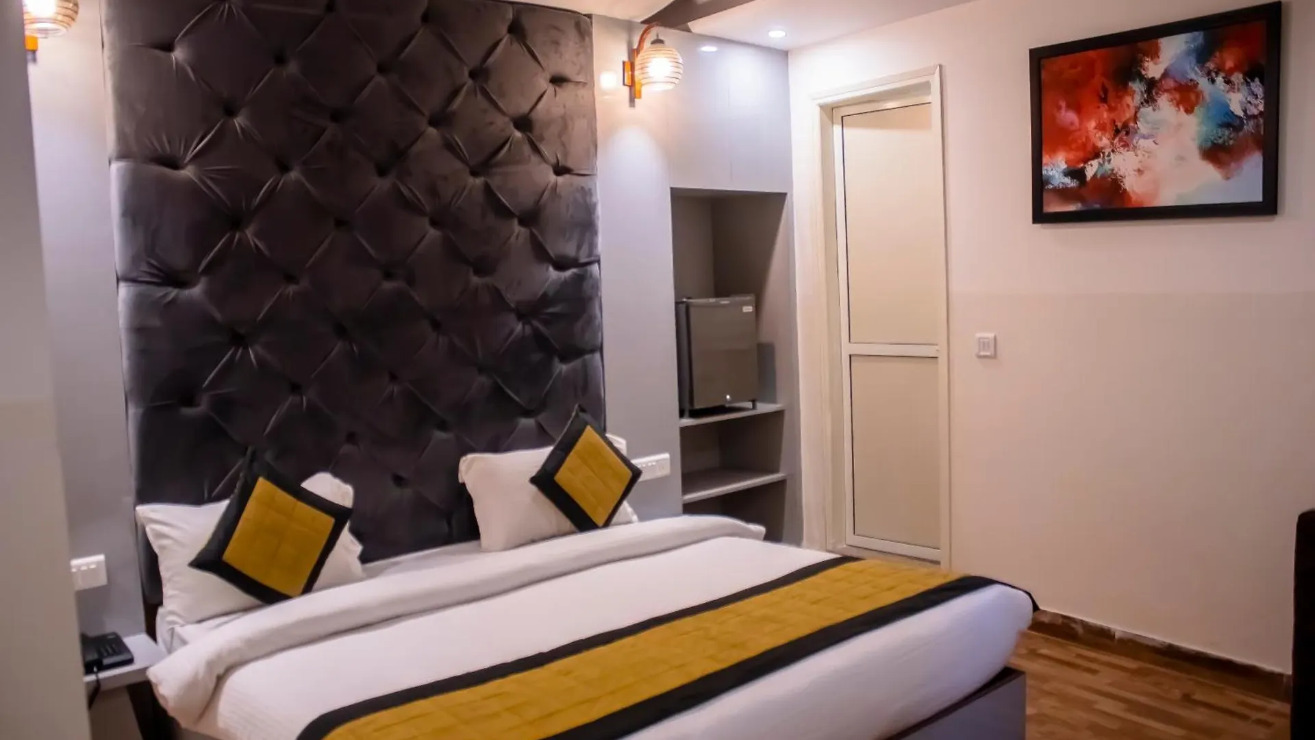 Hotel Airport City Palace Near Delhi International Airport New Delhi 4*,